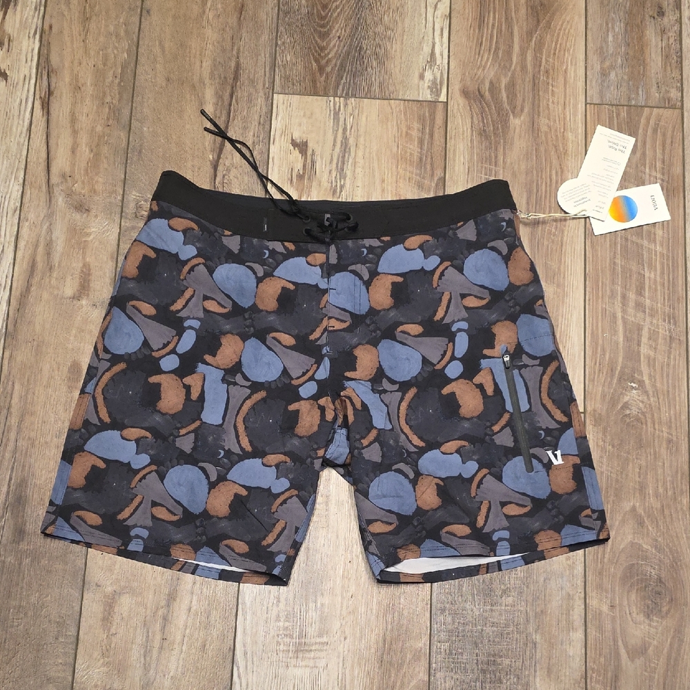 NWT Men's Vuori "Rob Machados Infinity Boardshort" in "Cloud Abstract" Var Sizes